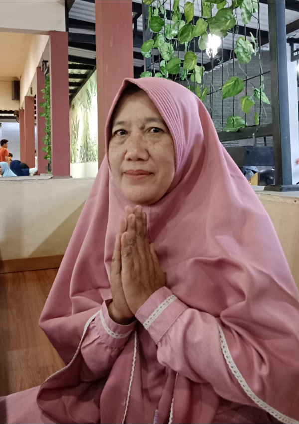 gambar-dra-nur-ichsaniyah